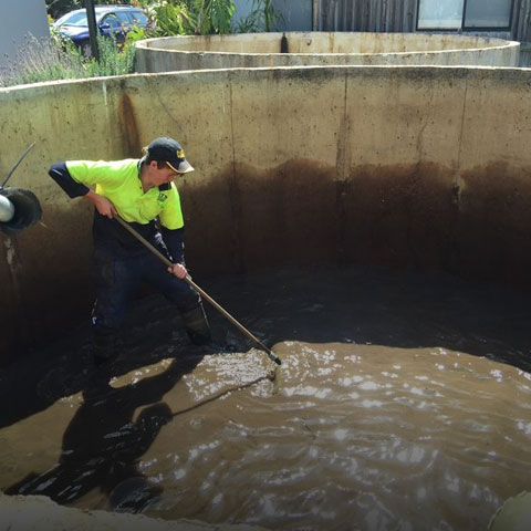 water tank cleaning - Vac and Pumping solution Ballarat